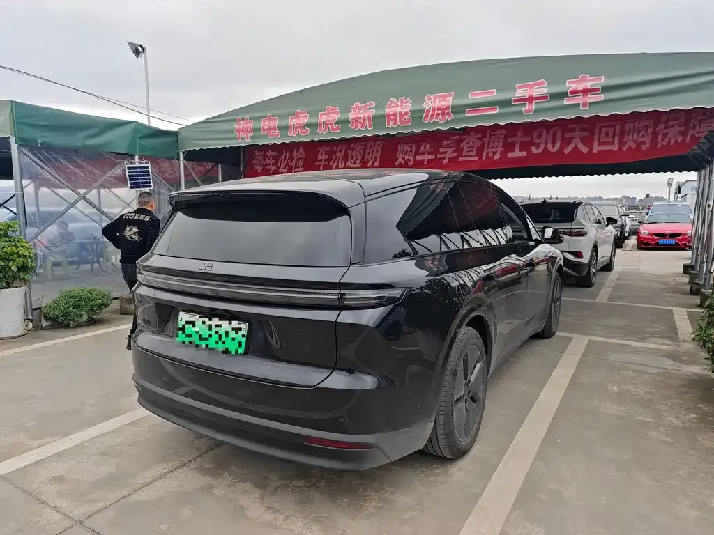 Li Auto i8 2025 из CN, фото 3