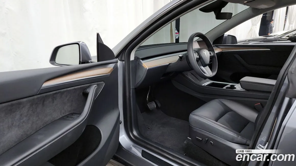 Tesla Model Y 2024 из KR, фото 10