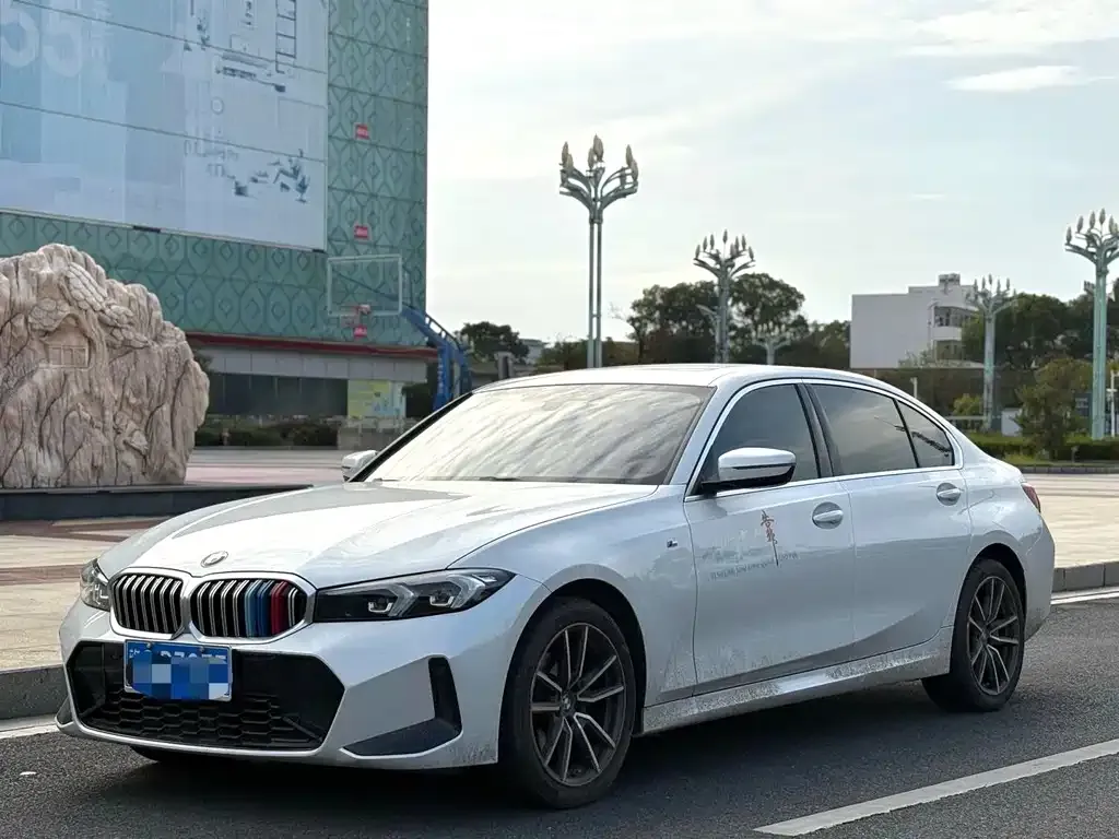 BMW 3 Series 2024 из CN, фото 1