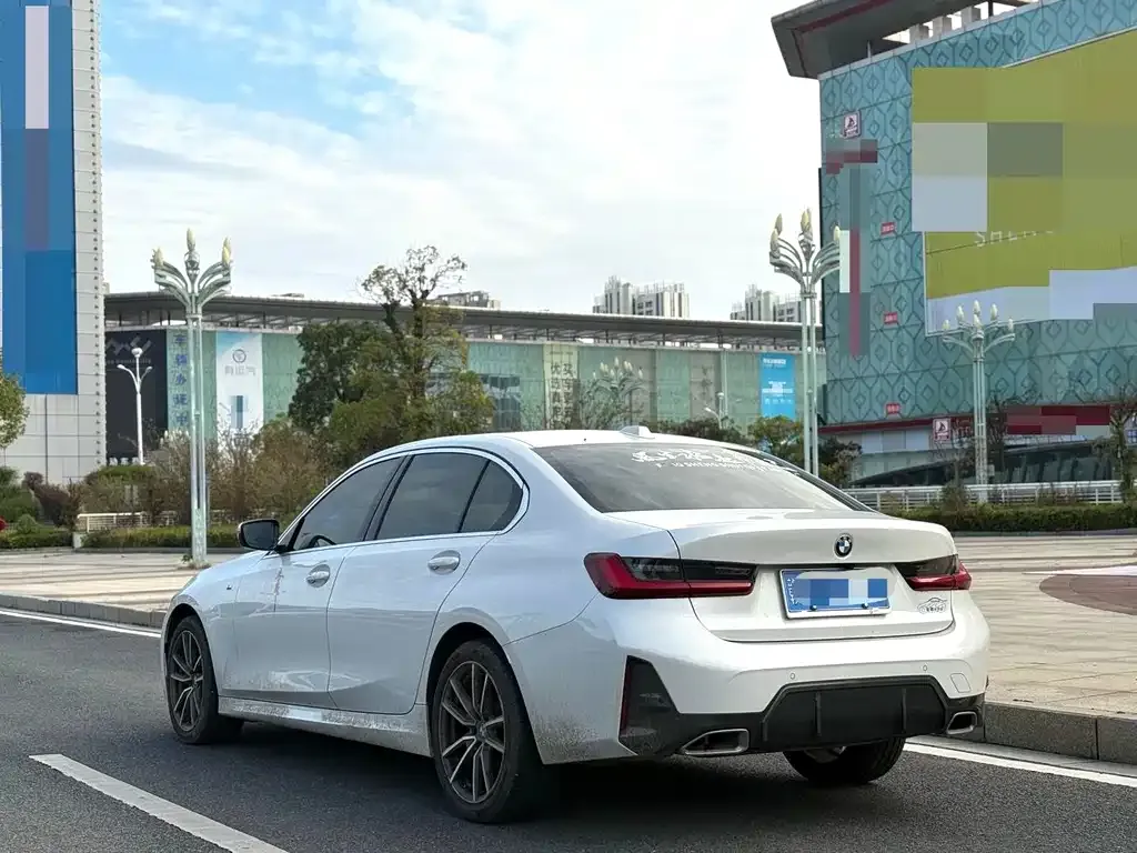 BMW 3 Series 2024 из CN, фото 7