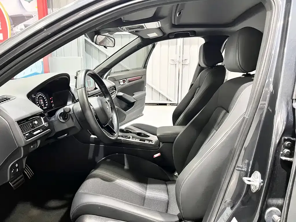 Honda Civic 2023 из CN, фото 4