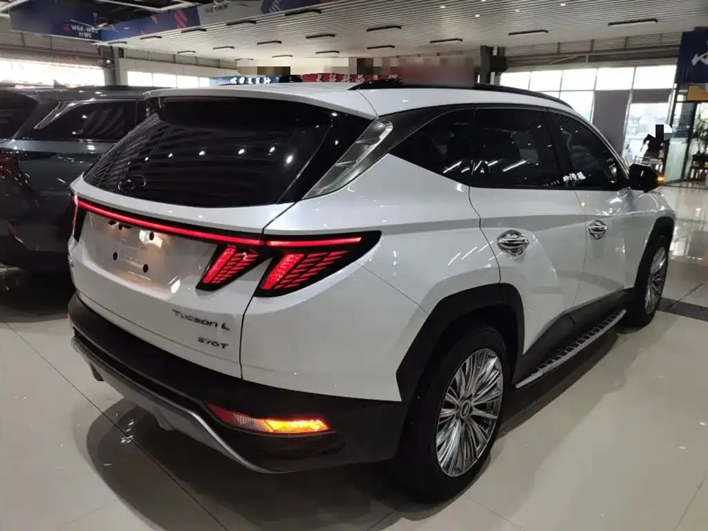 Hyundai Tucson — фото 7