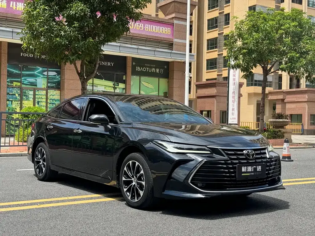 Toyota Avalon 2023 из CN, фото 3