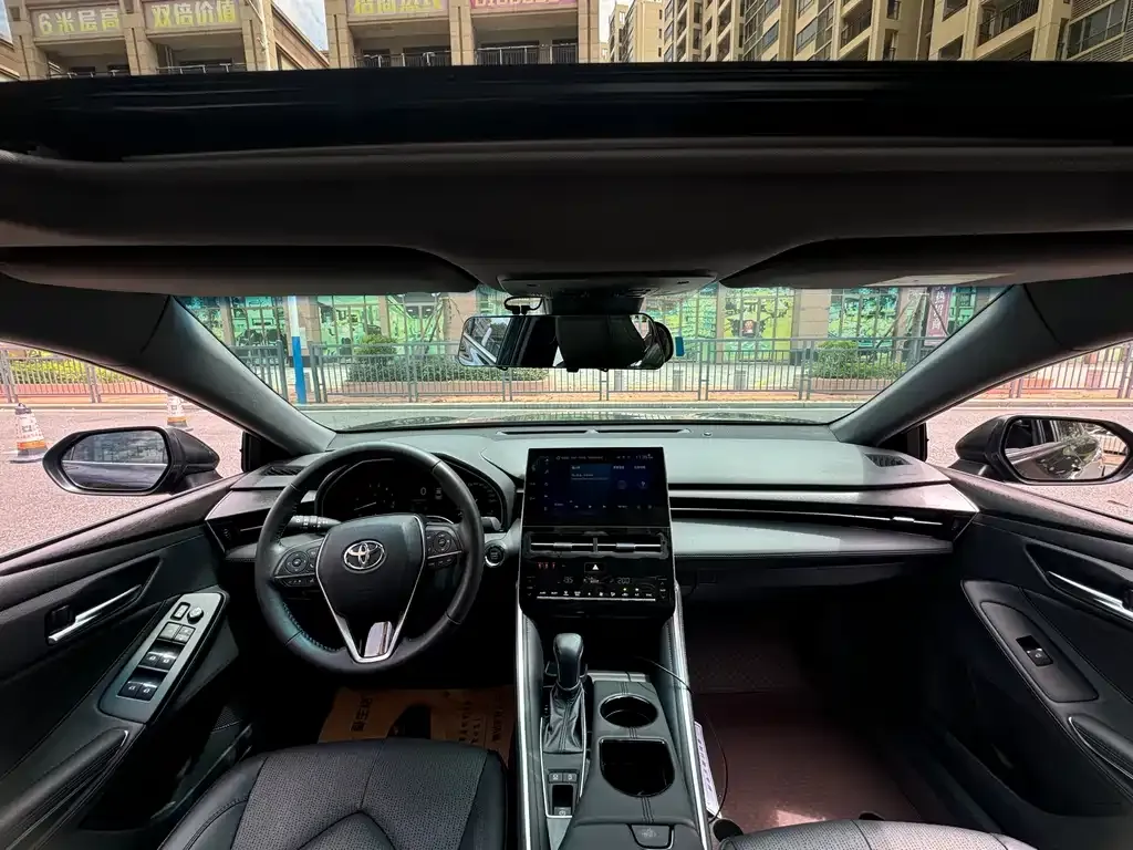 Toyota Avalon 2023 из CN, фото 6