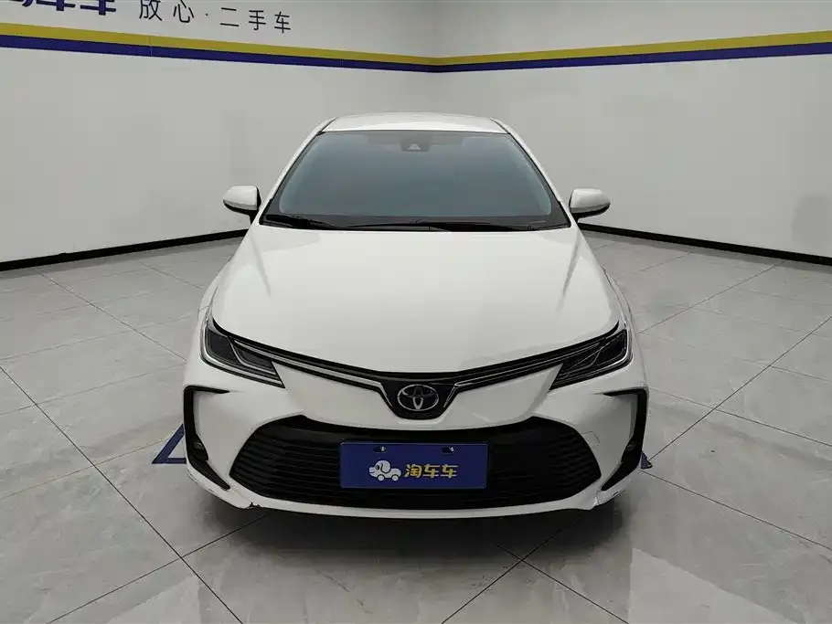 Toyota Corolla 2023 из CN, фото 2