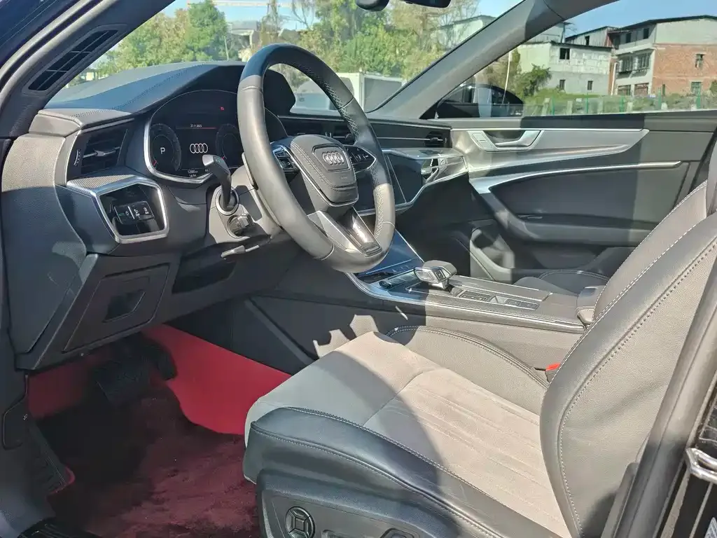 Audi A6L 2025 из CN, фото 6