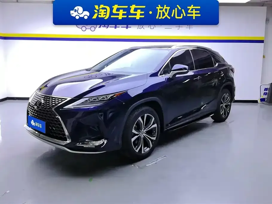 Lexus RX — фото 1