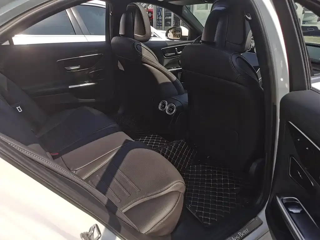 Mercedes-Benz C-Class 2023 из CN, фото 7