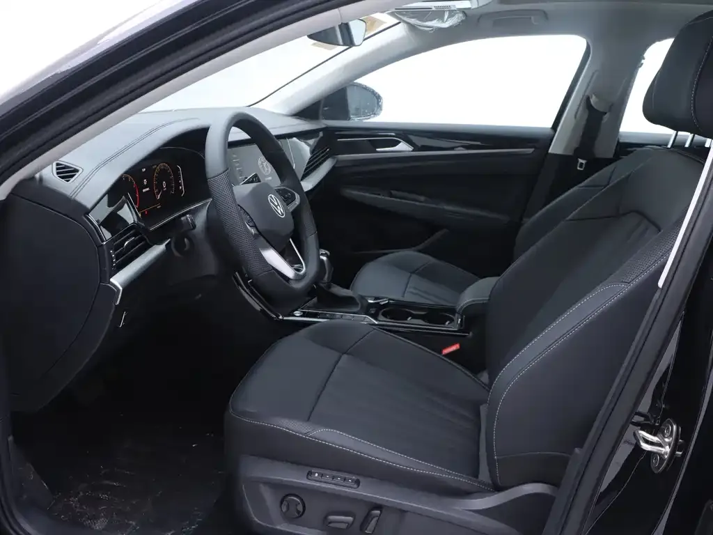 Volkswagen Passat 2025 из CN, фото 7