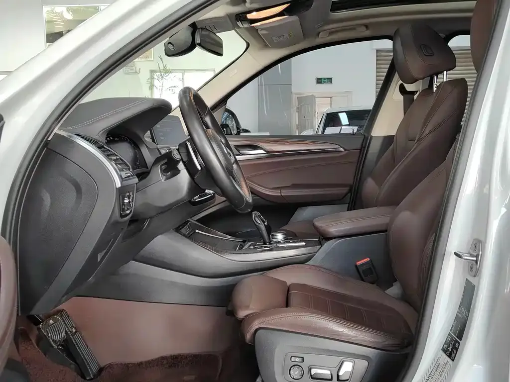 BMW X3 2021 из CN, фото 3