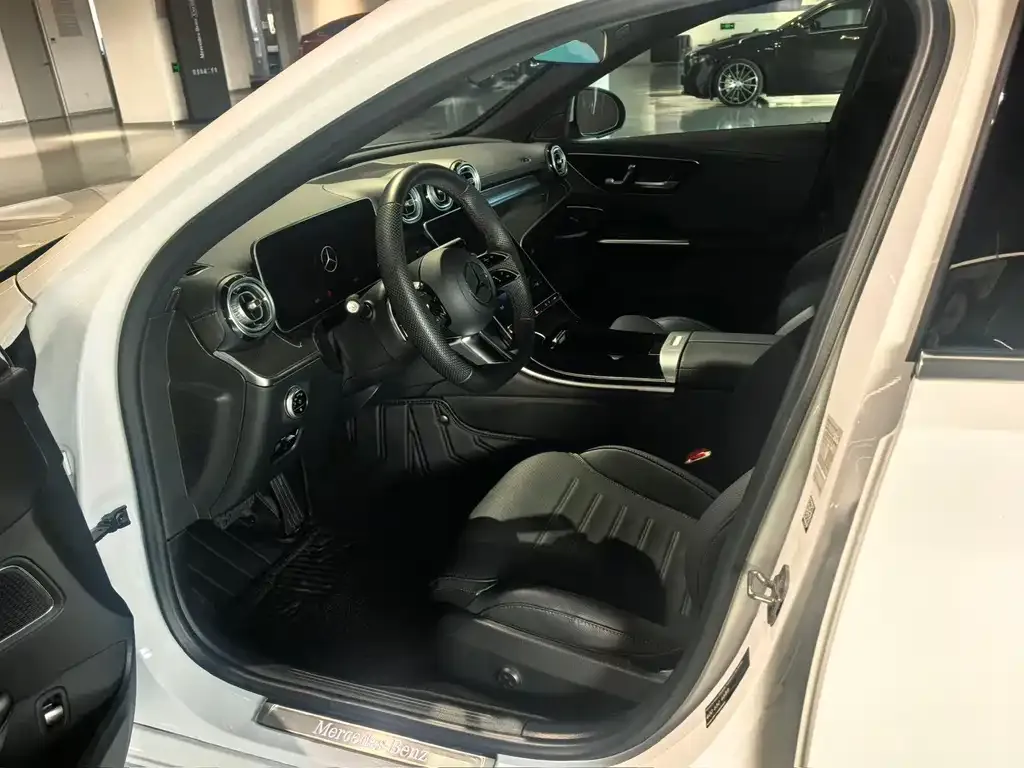 Mercedes-Benz C-Class 2024 из CN, фото 2
