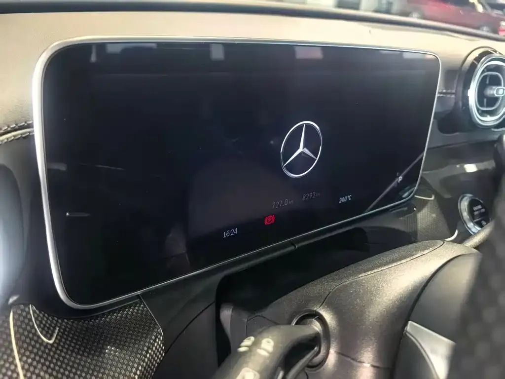 Mercedes-Benz C-Class 2024 из CN, фото 8