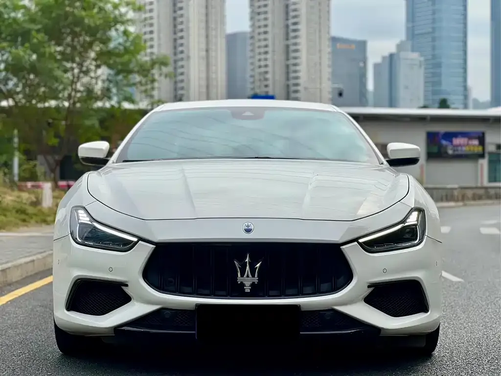 Maserati Ghibli 2022 из CN, фото 2