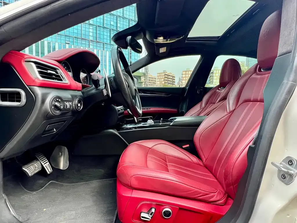 Maserati Ghibli 2022 из CN, фото 4