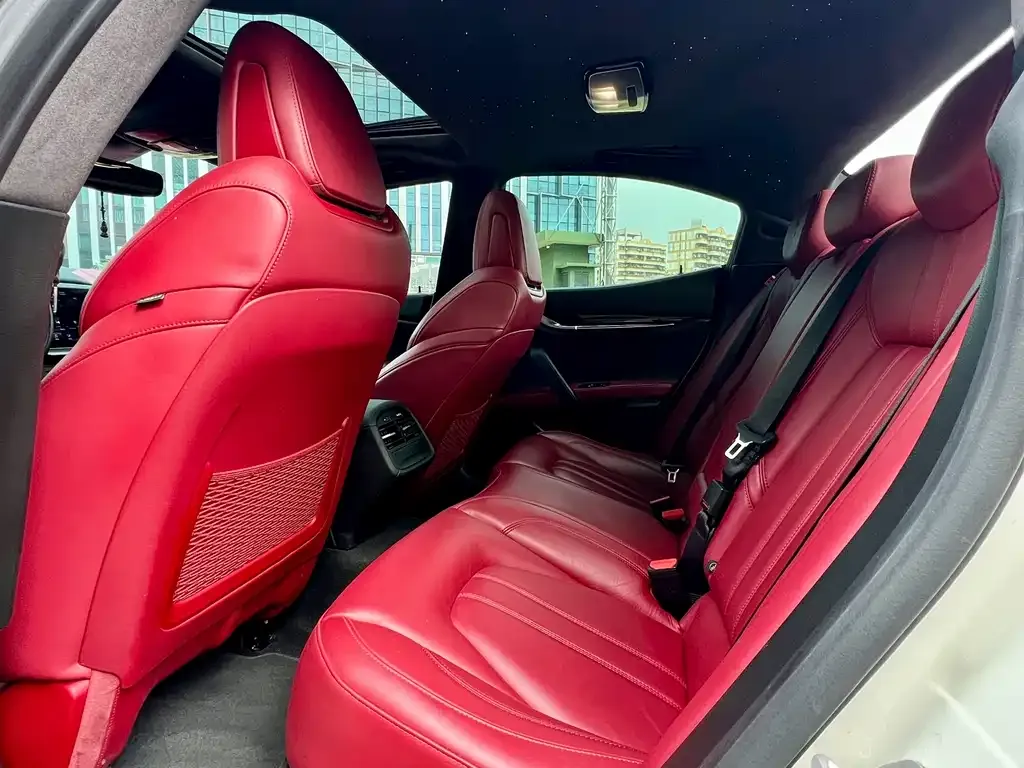 Maserati Ghibli 2022 из CN, фото 5