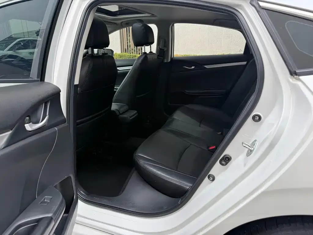 Honda Civic 2021 из CN, фото 6