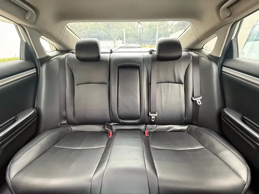 Honda Civic 2021 из CN, фото 8