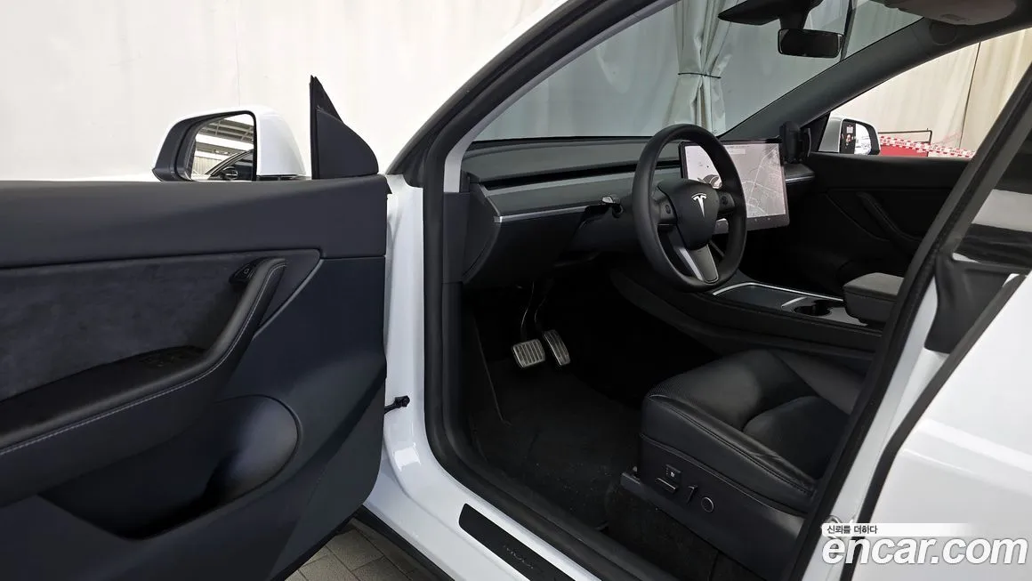Tesla Model Y 2021 из KR, фото 10