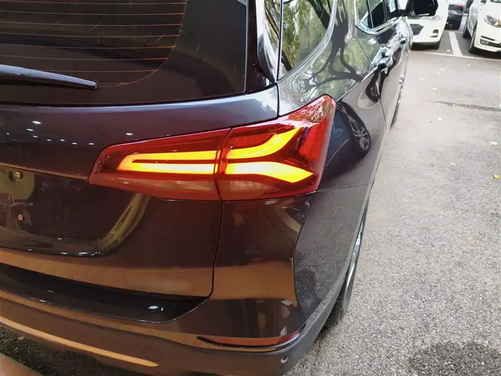 Chevrolet Equinox 2024 из CN, фото 8