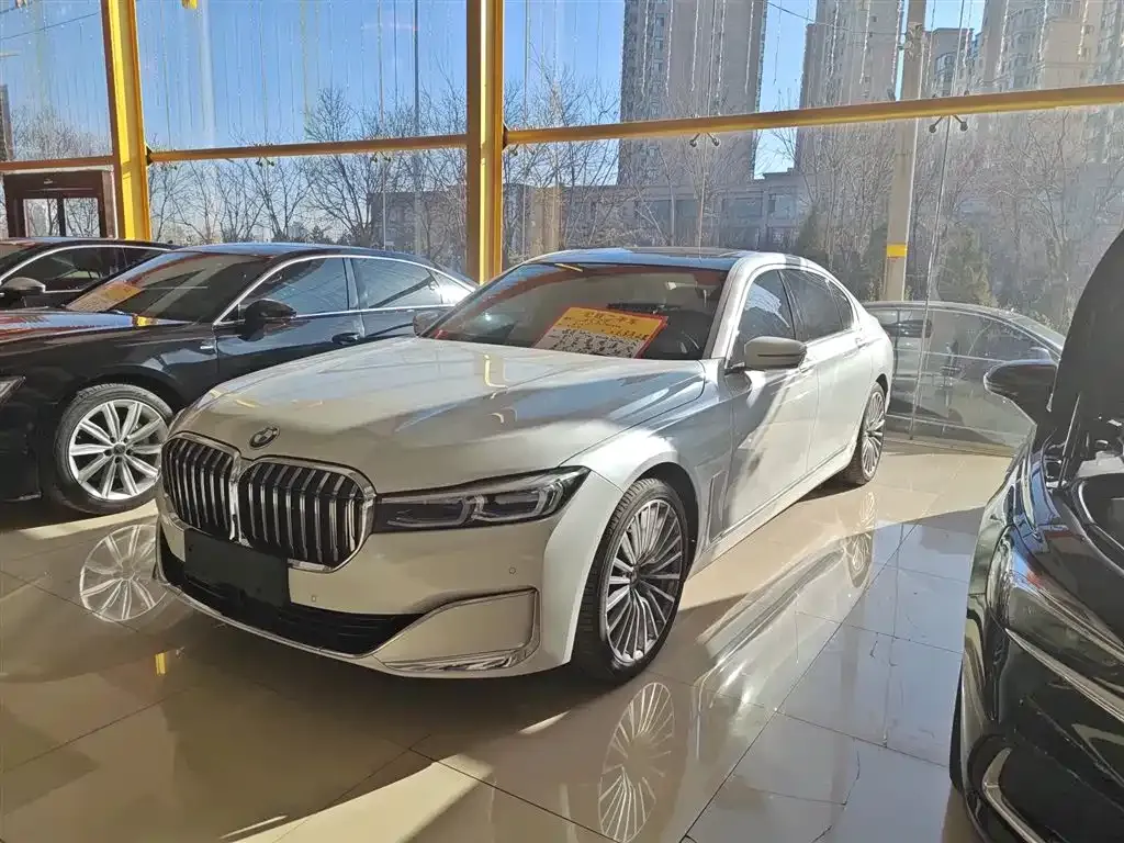 BMW 7 Series 2021 из CN, фото 1