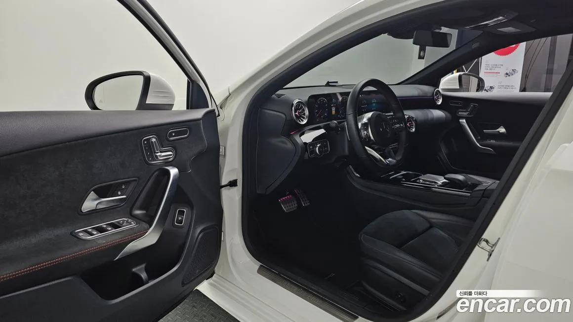 Mercedes-Benz A-Class — фото 10