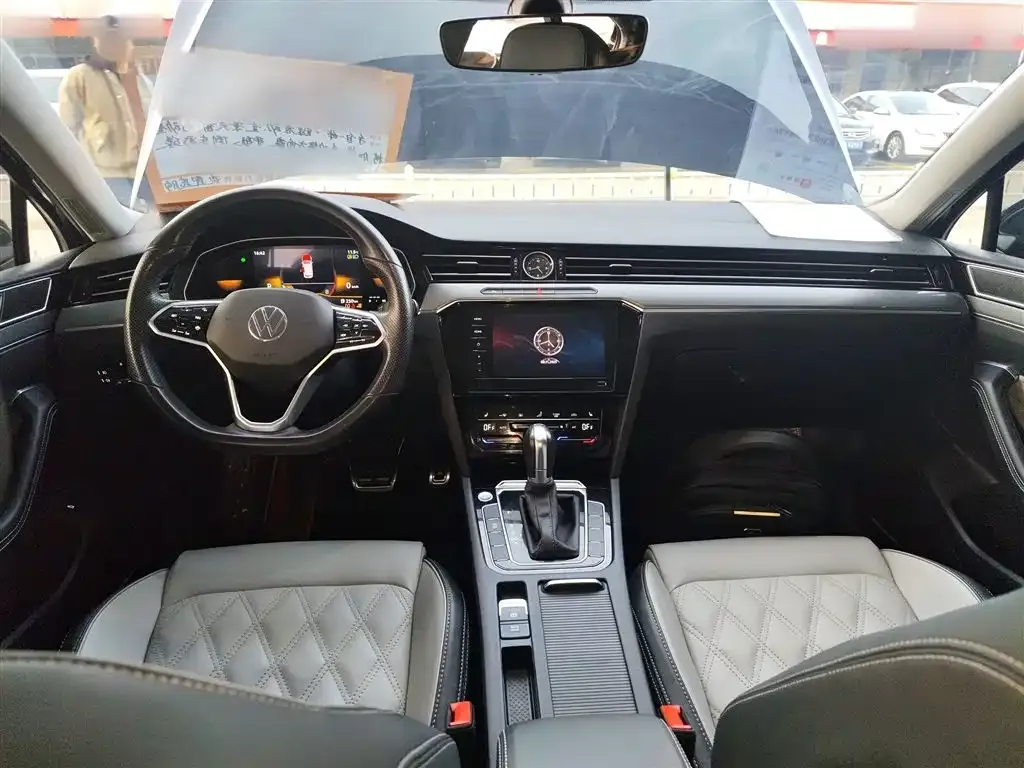 Volkswagen Magotan 2023 из CN, фото 10