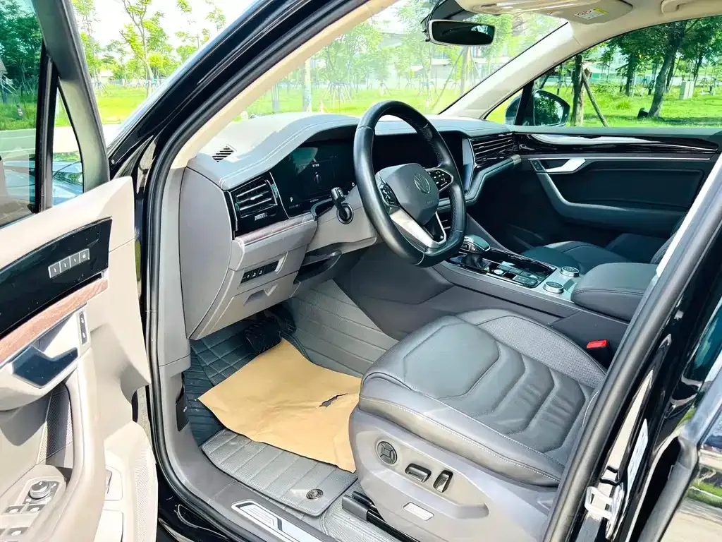 Volkswagen Touareg 2022 из CN, фото 4