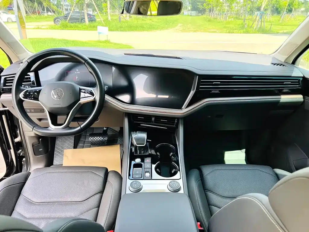 Volkswagen Touareg 2022 из CN, фото 5