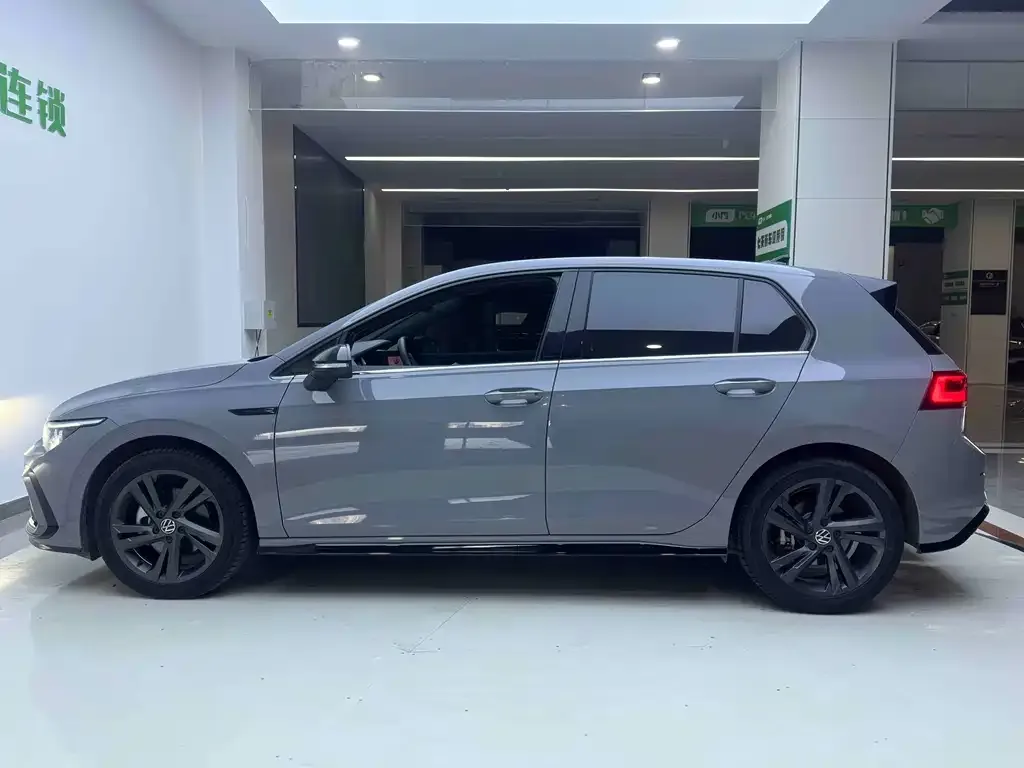 Volkswagen Golf 2022 из CN, фото 7
