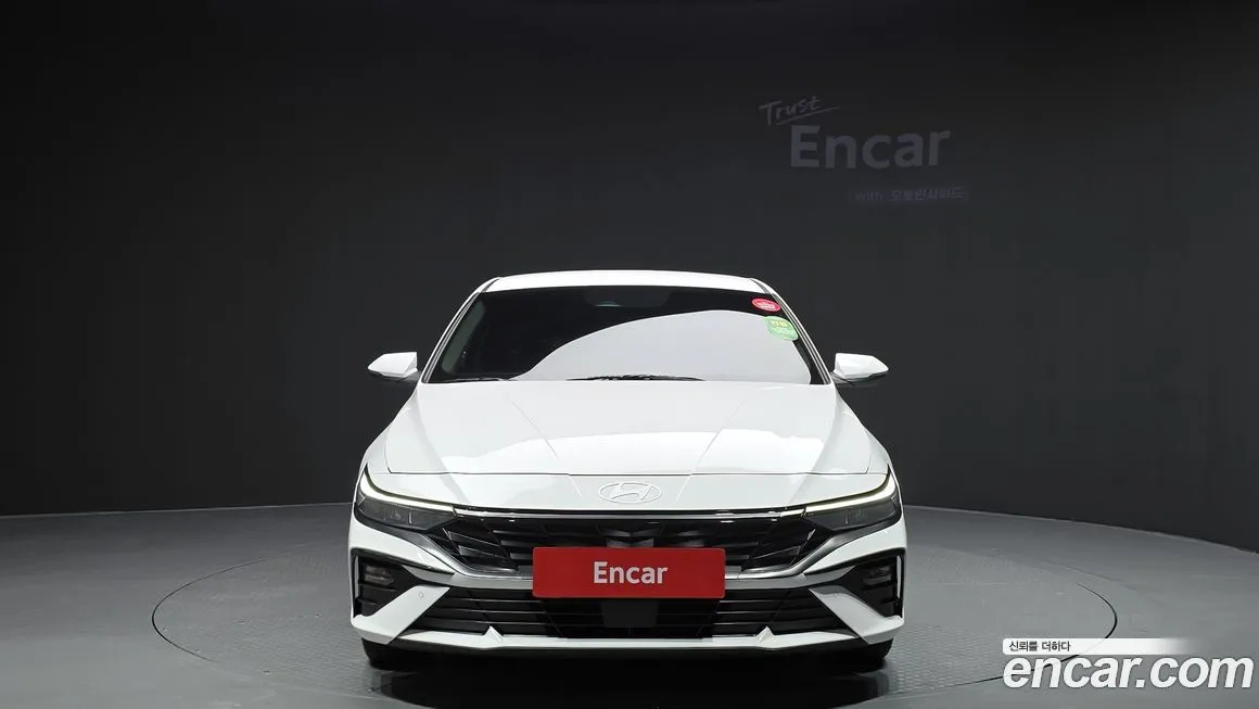 Hyundai AVANTE — фото 3