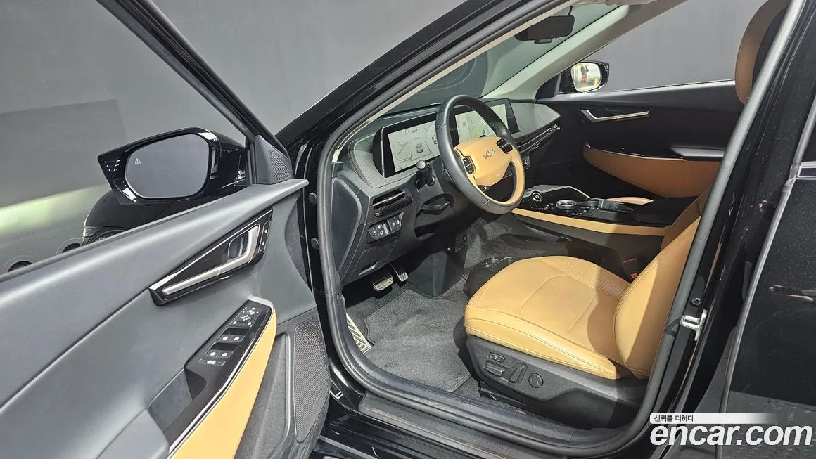 Kia EV6 2023 из KR, фото 10