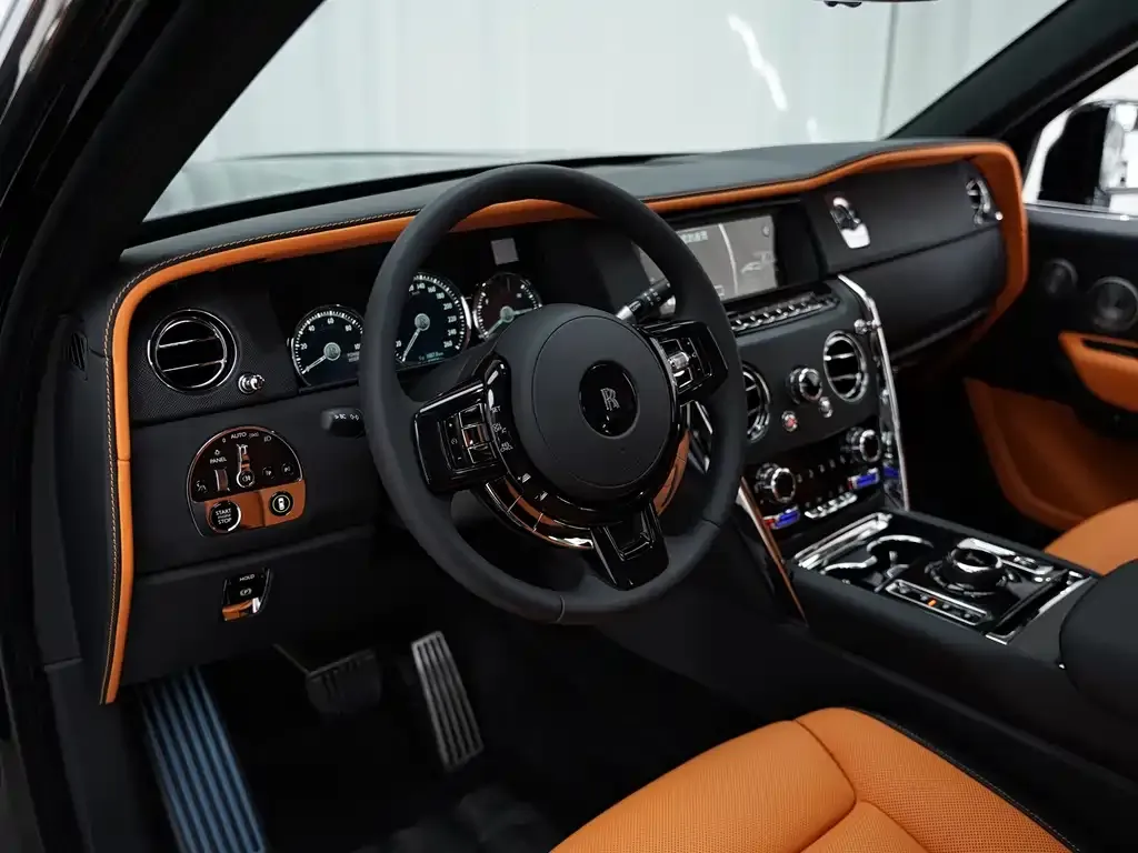 Rolls-Royce Cullinan 2025 из CN, фото 4