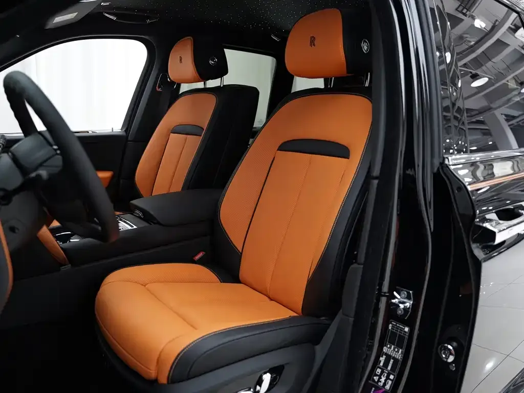 Rolls-Royce Cullinan 2025 из CN, фото 5