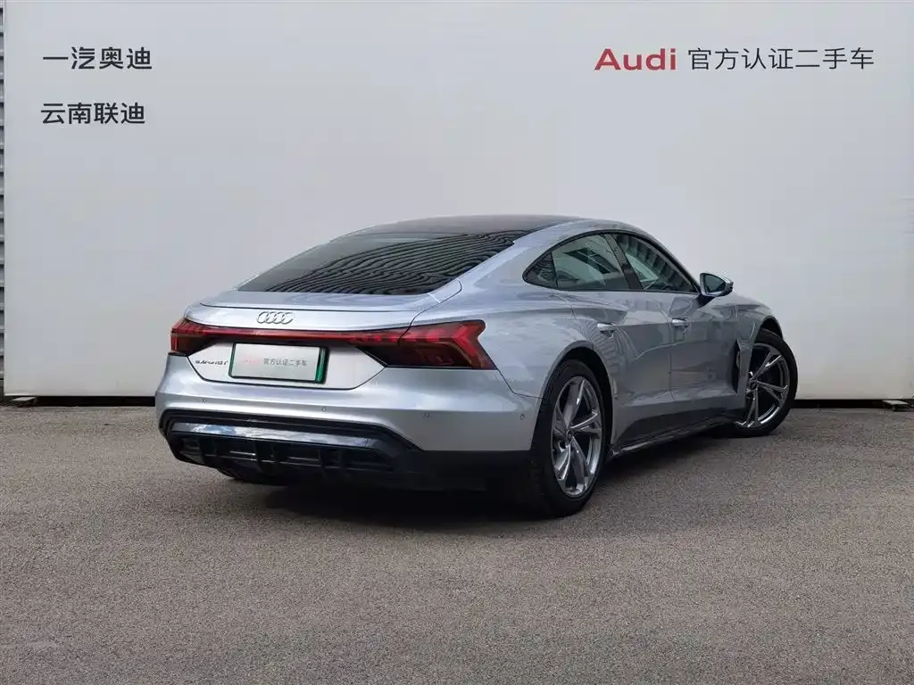 Audi e-tron GT 2024 из CN, фото 4