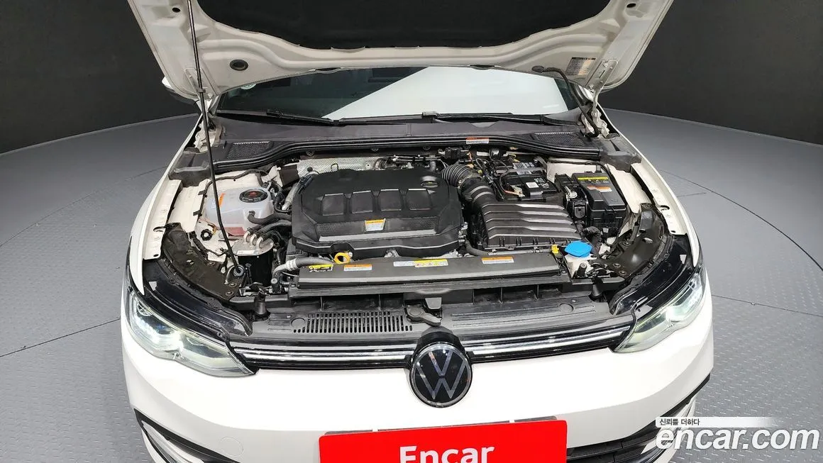 Volkswagen Golf 2022 из KR, фото 6
