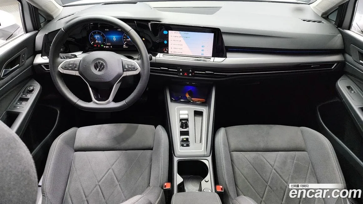 Volkswagen Golf 2022 из KR, фото 7