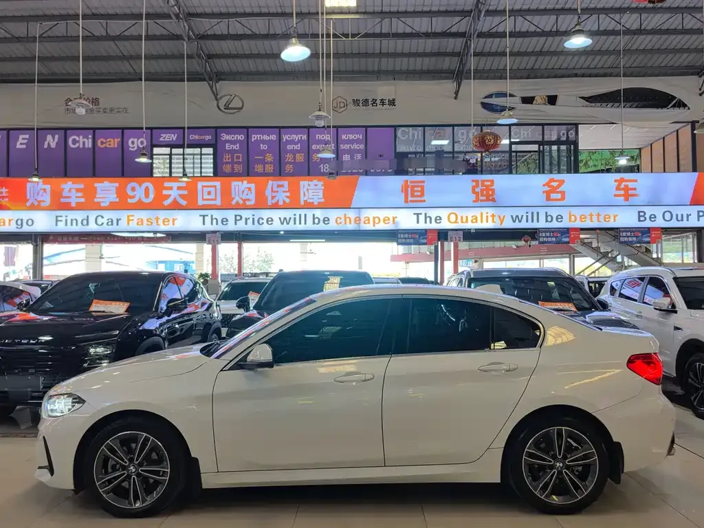 BMW 1 Series 2022 из CN, фото 3