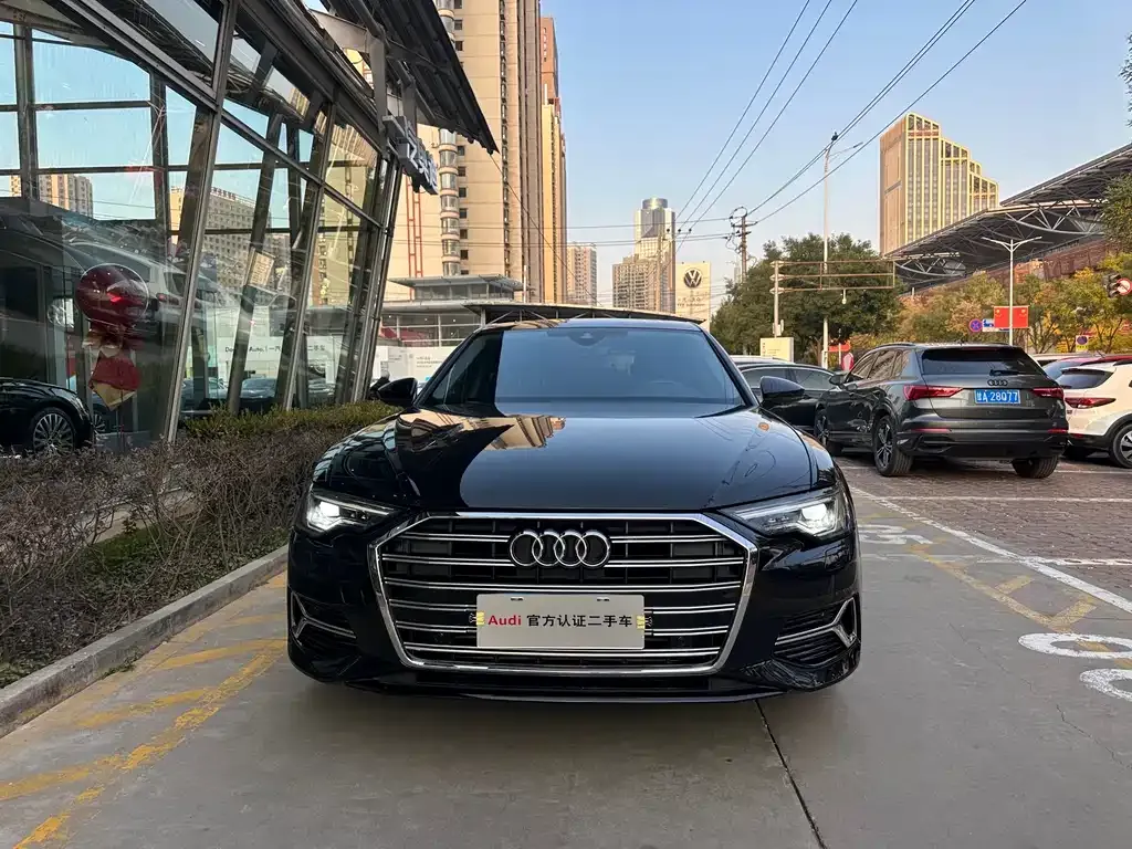 Audi A6L 2023 из CN, фото 2