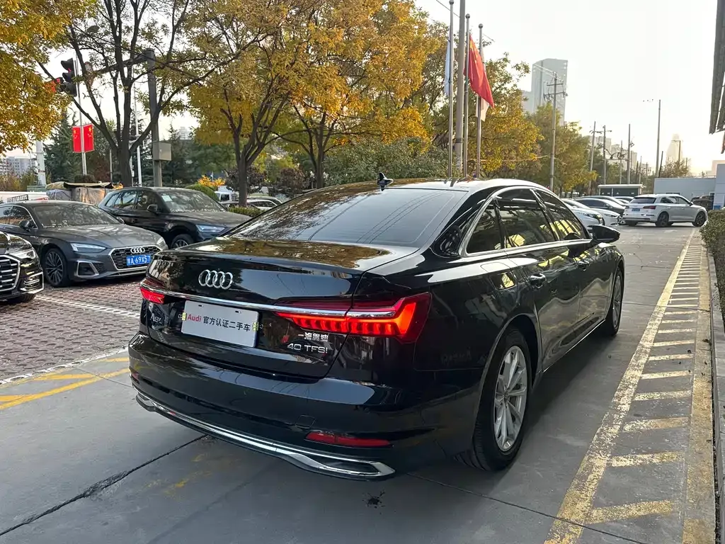 Audi A6L 2023 из CN, фото 9
