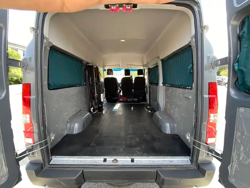 IVECO Daily 2024 из CN, фото 10