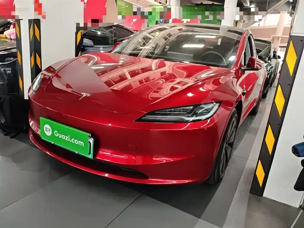 Tesla Model 3 2023 из CN, фото 2