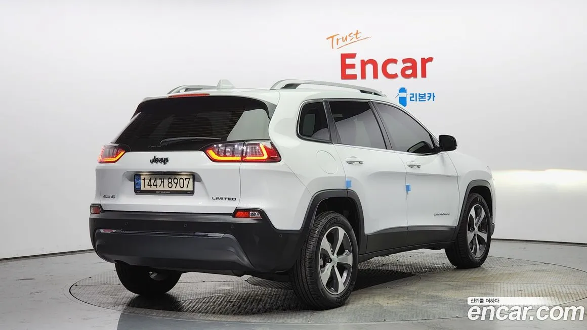 Jeep Cherokee 2021 из KR, фото 2