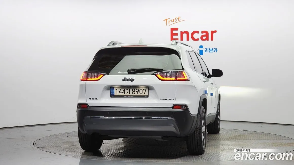 Jeep Cherokee 2021 из KR, фото 4