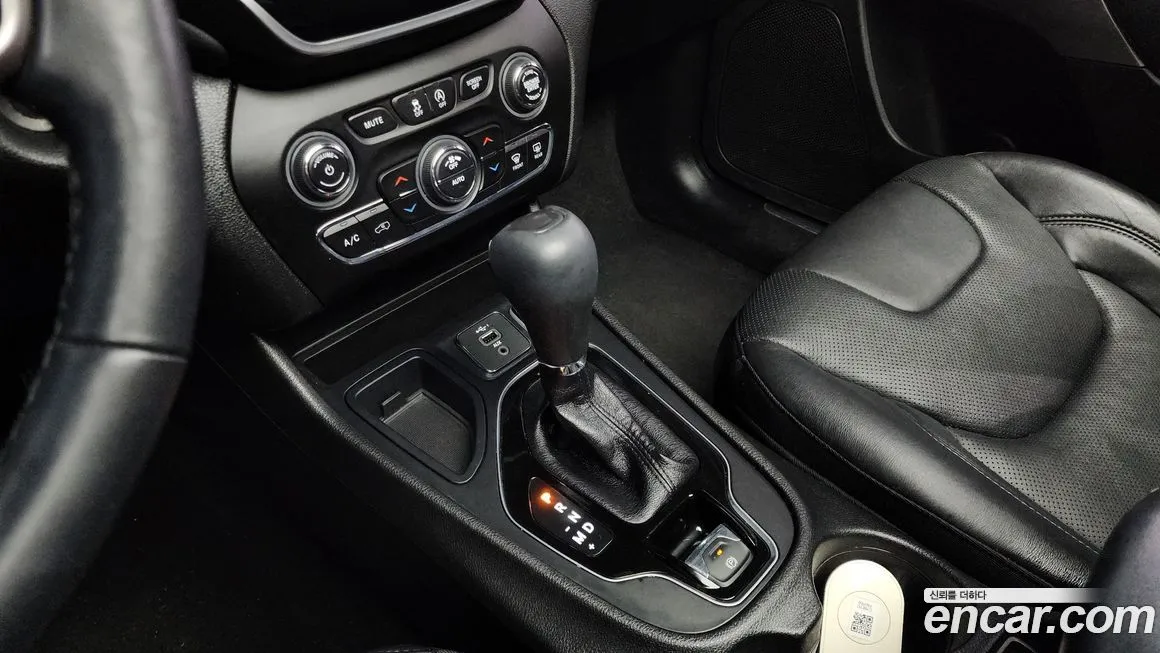 Jeep Cherokee 2021 из KR, фото 9