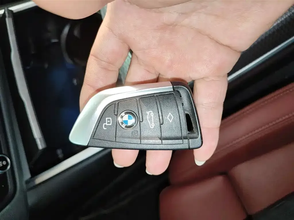 BMW i3 — фото 9