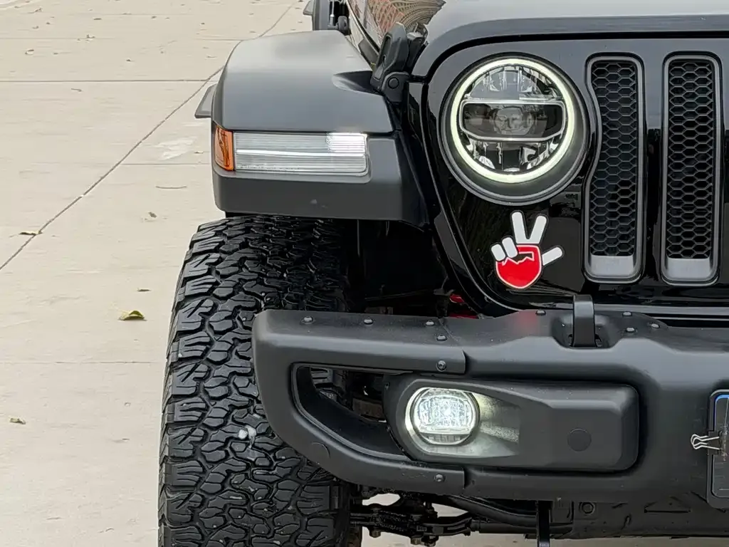 Jeep Wrangler 2024 из CN, фото 10