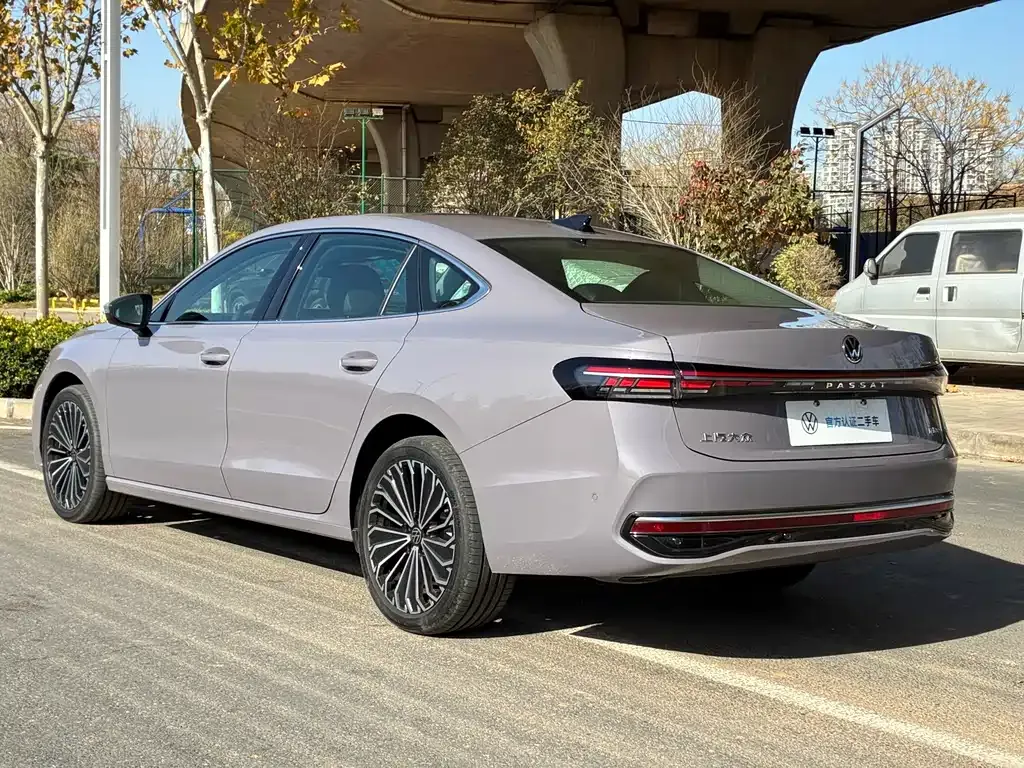 Volkswagen Passat 2024 из CN, фото 8