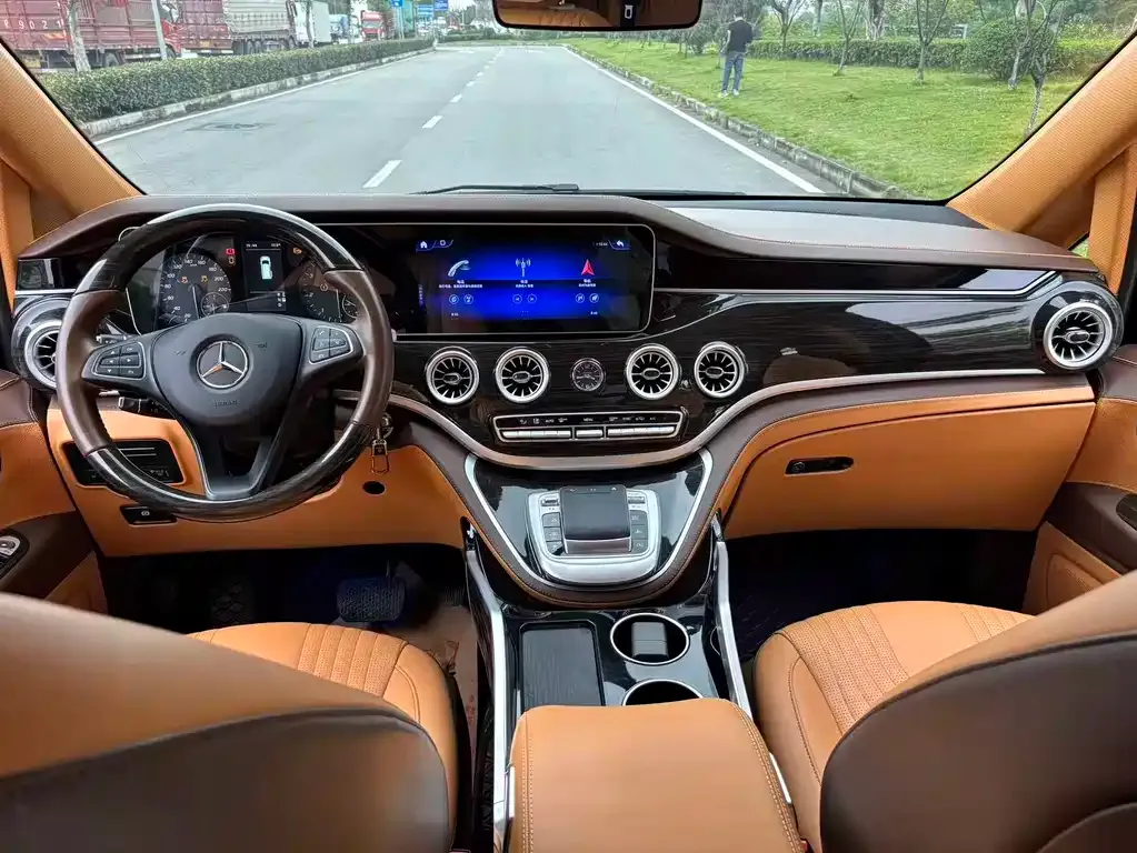Mercedes-Benz Vito 2023 из CN, фото 5