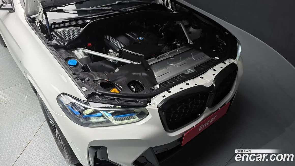 BMW X4 2023 из KR, фото 6