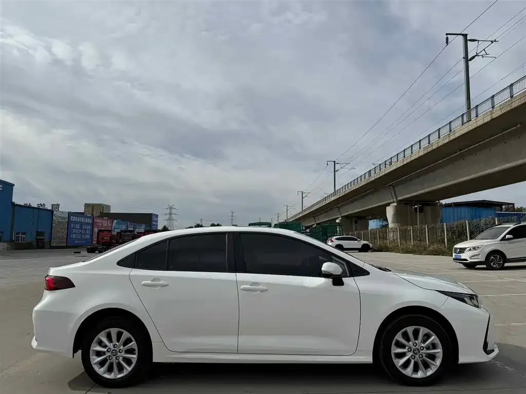 Toyota Corolla 2022 из CN, фото 6